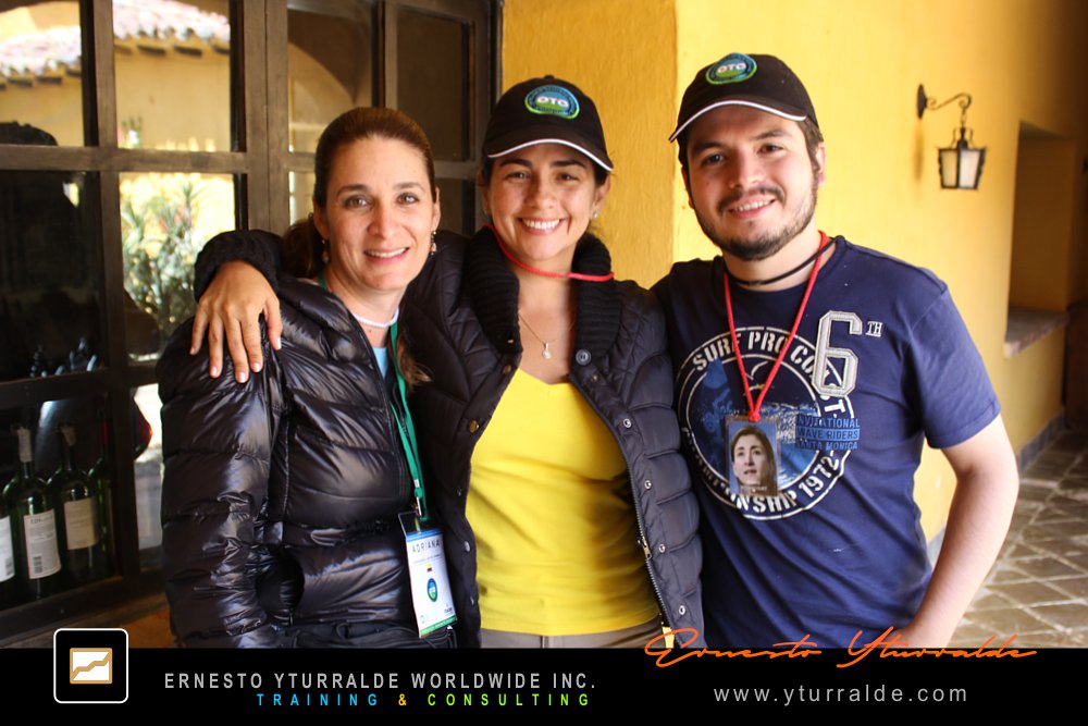 Integración cultural mediante dinámicas que fortalecen la identidad del equipo